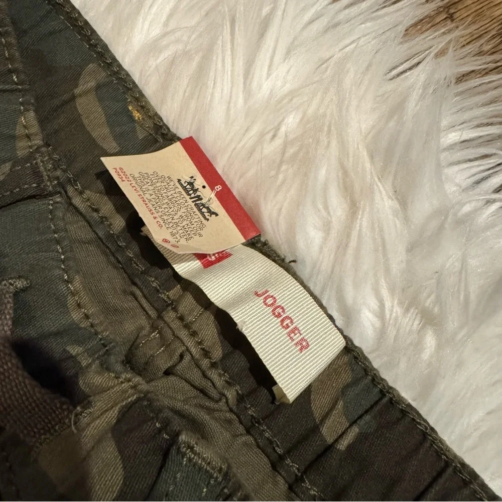 Levi’s‎ Boys Size 8 Green Camo Slim Stretch Jogger Pants NWT